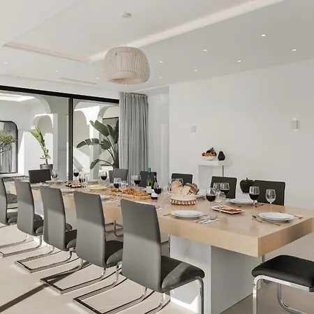 Вілла Karat Presidencial Адехе